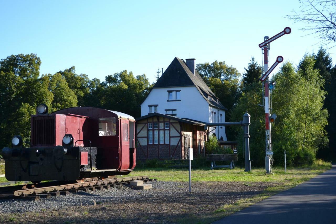 "Alter Bahnhof" Schalkenmehren 아파트 외부 사진